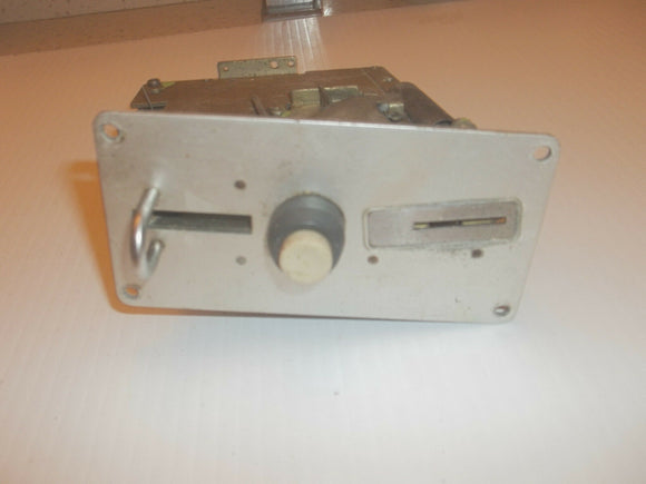 Primus Washer Muller Coin Acceptor 110v Used - Direct Laundry System